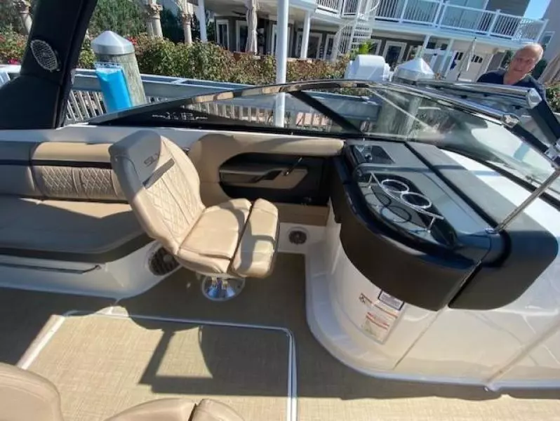 2016 Sea Ray 280 SLX