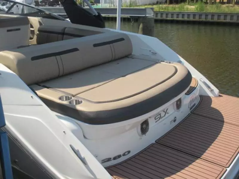 2016 Sea Ray 280 SLX
