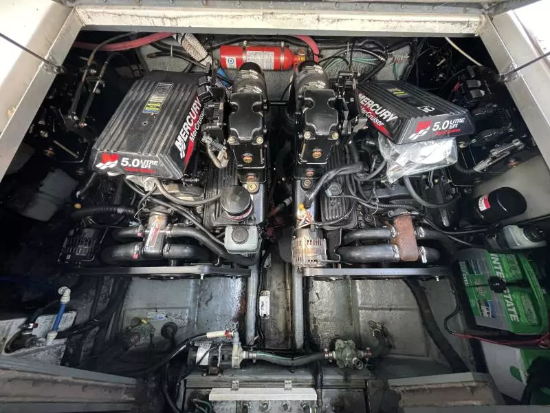 2001 Sea Ray 290 Sundancer