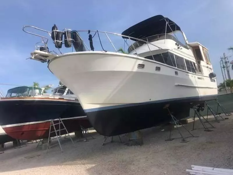 1989 Heritage East Sundeck Trawler