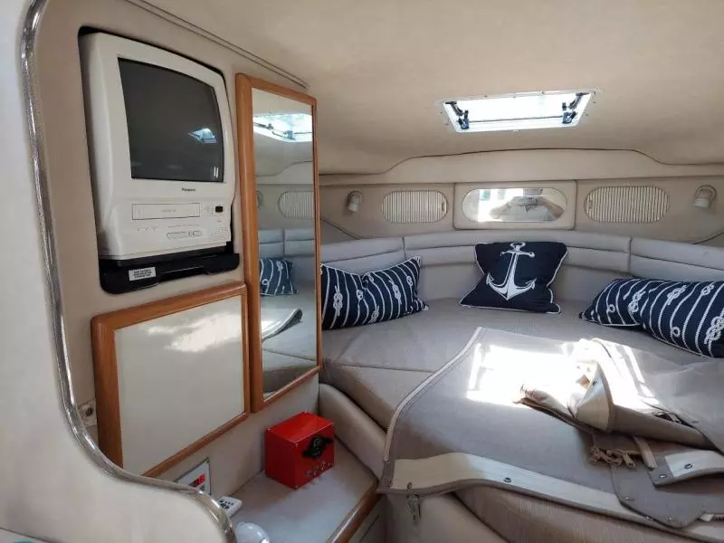 1995 Sea Ray 330 Sundancer