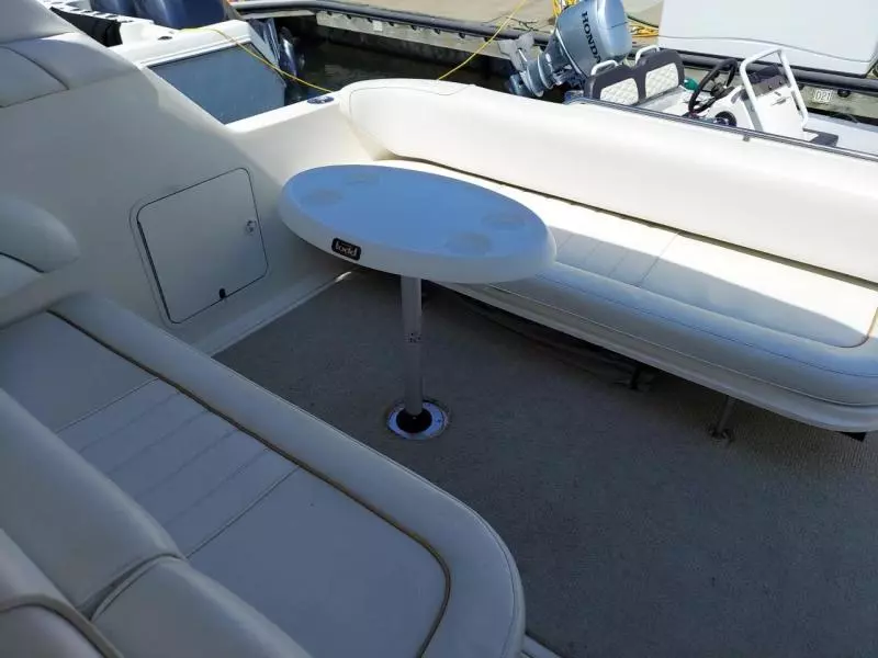 1995 Sea Ray 330 Sundancer