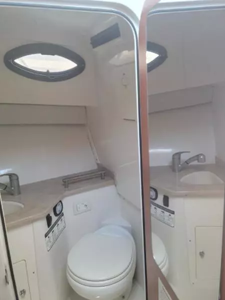 2018 Sailfish 320 Express