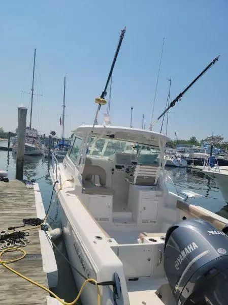 2018 Sailfish 320 Express