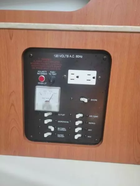 2018 Sailfish 320 Express