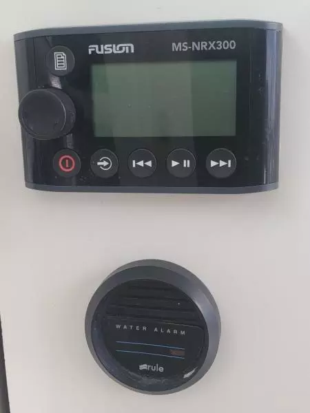 2018 Sailfish 320 Express