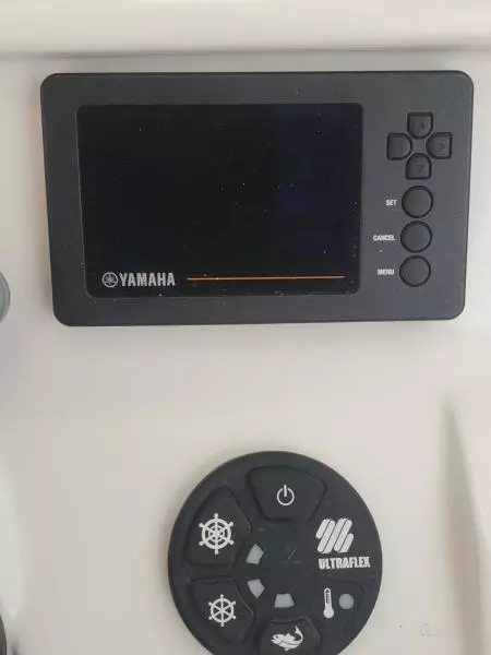 2018 Sailfish 320 Express