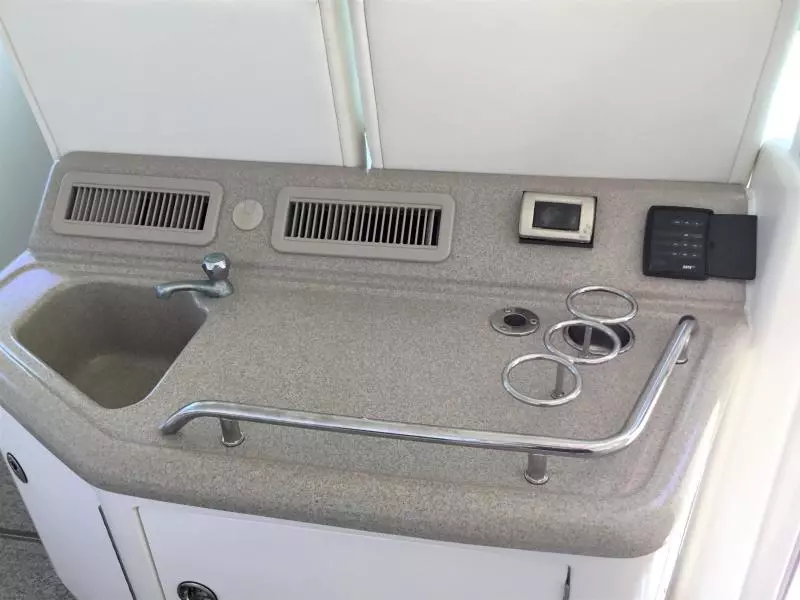 2005 Sea Ray 40 Motor Yacht