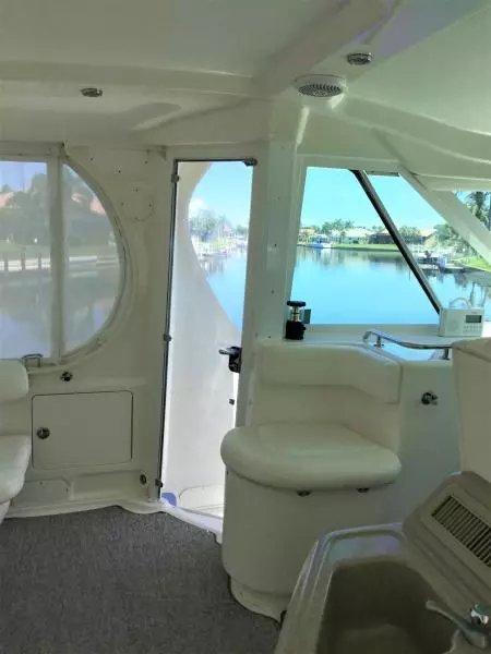 2005 Sea Ray 40 Motor Yacht