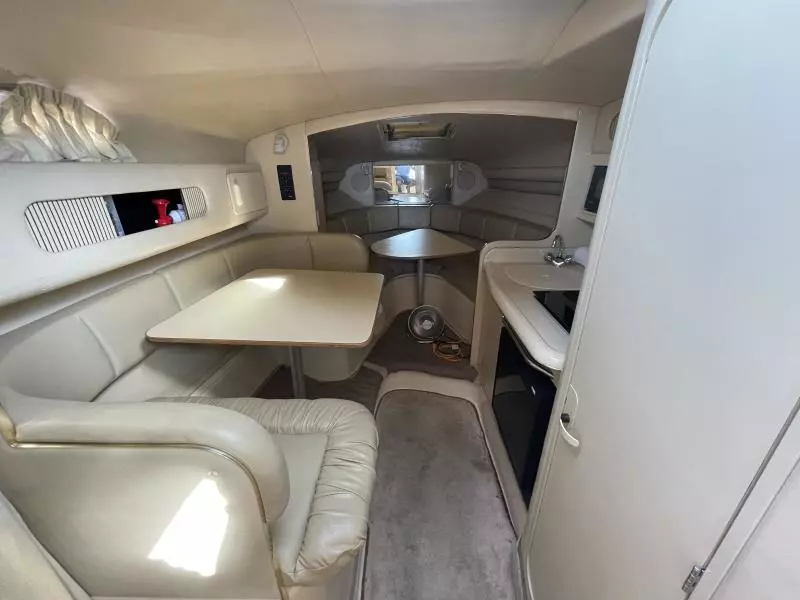 1998 Sea Ray 270 Sundancer
