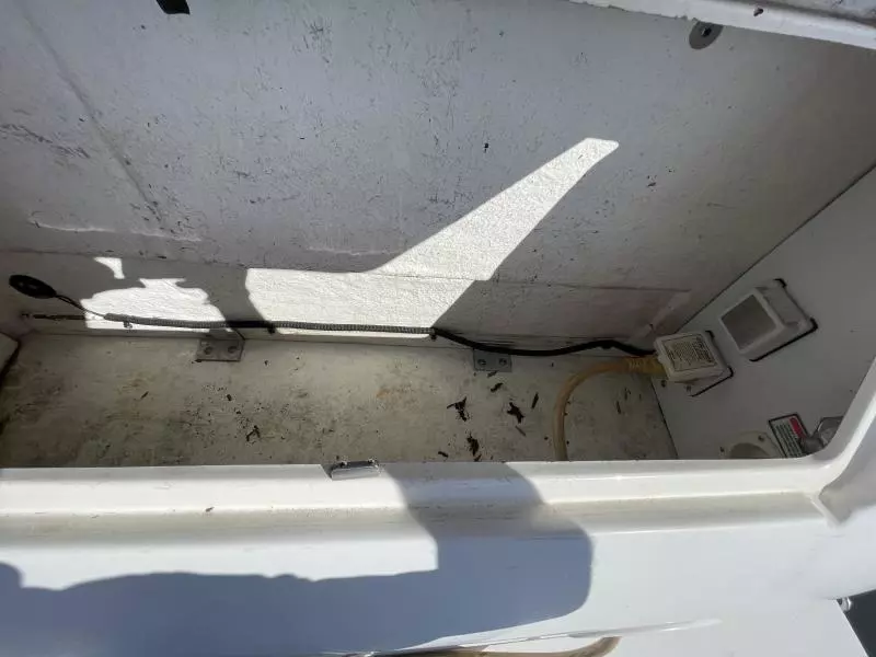 1998 Sea Ray 270 Sundancer