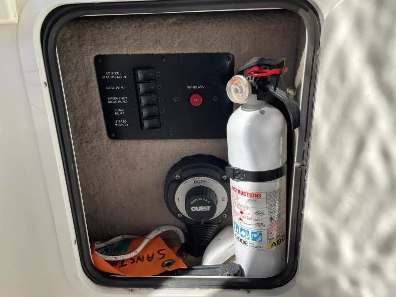 1998 Sea Ray 270 Sundancer