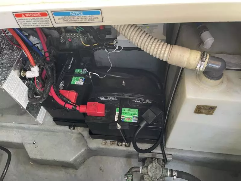 1998 Sea Ray 270 Sundancer