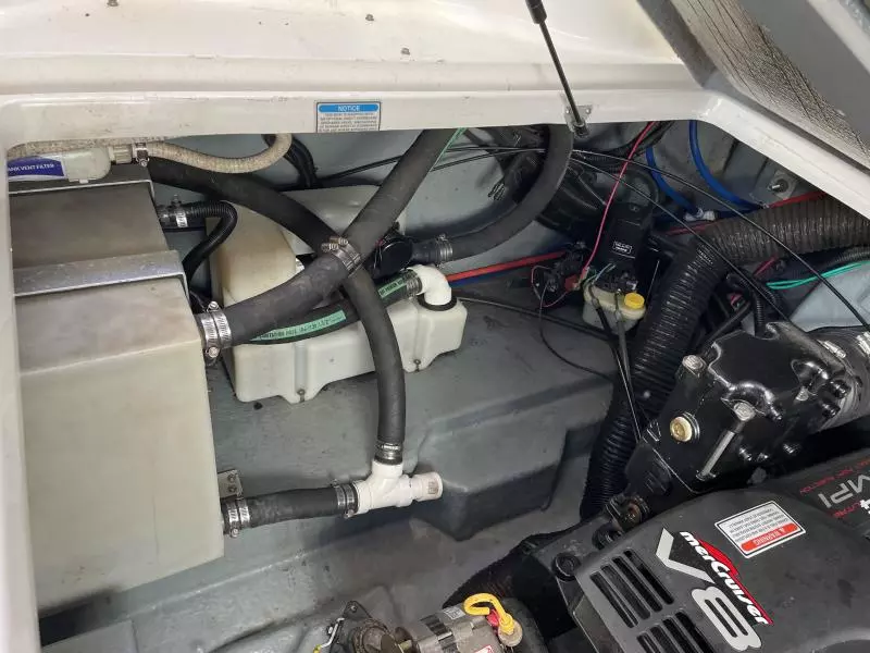 1998 Sea Ray 270 Sundancer