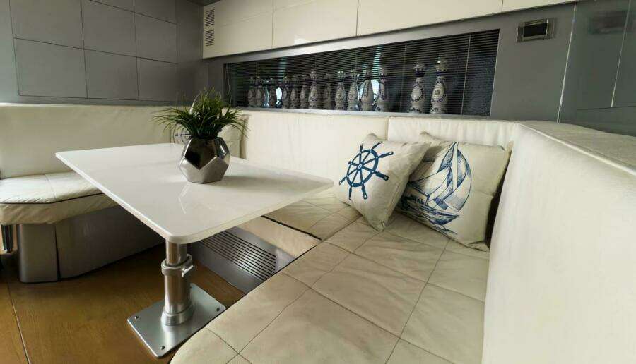 2013 Azimut Atlantis