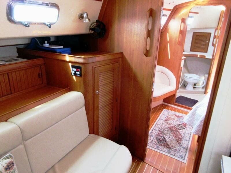 2004 Island Packet 420