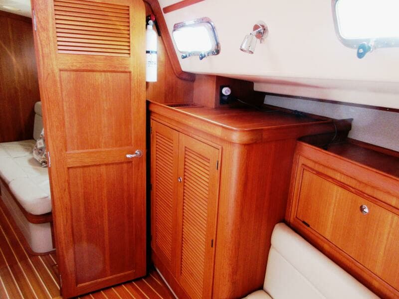 2004 Island Packet 420