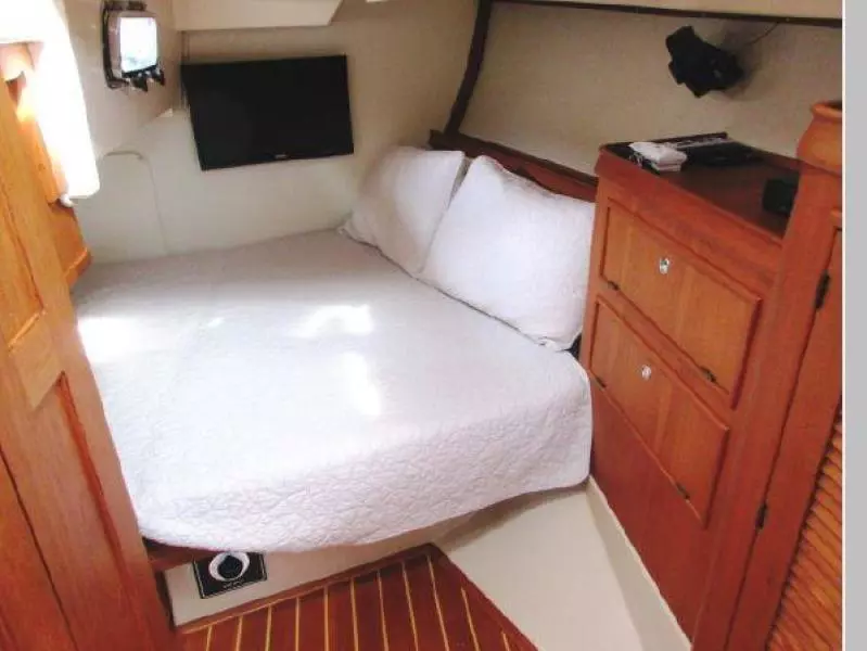 Aft Cabin berth