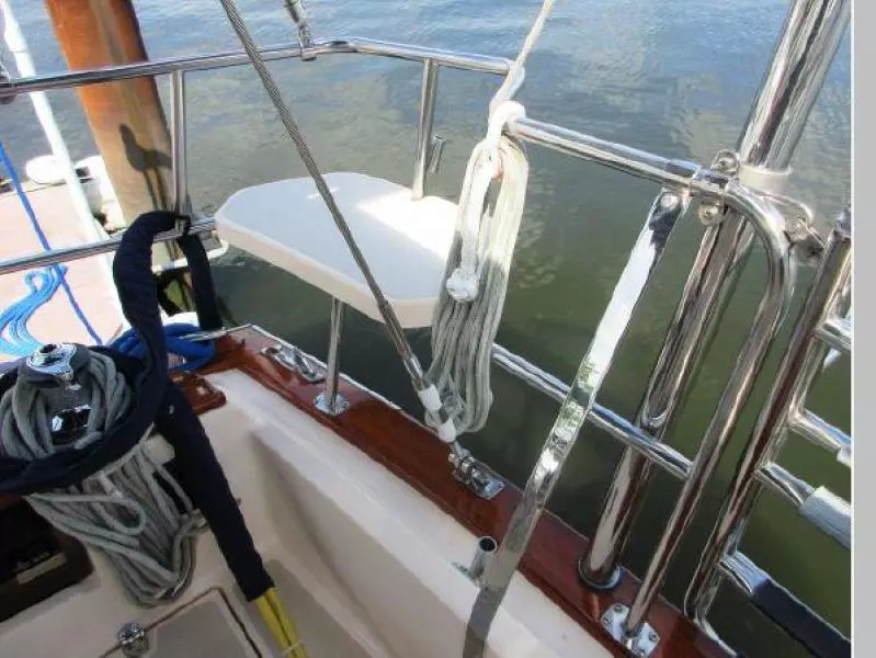 2004 Island Packet 420