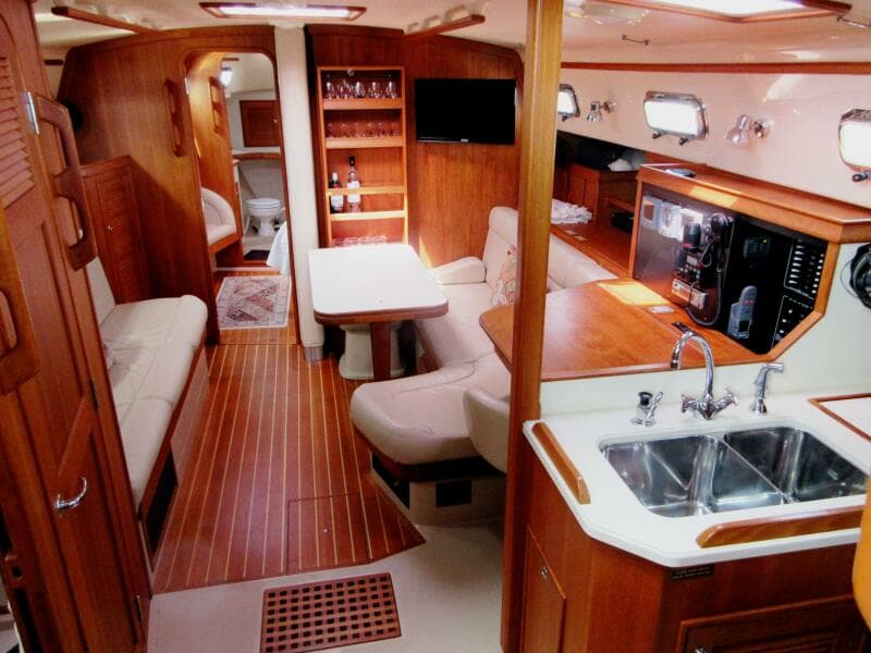 2004 Island Packet 420