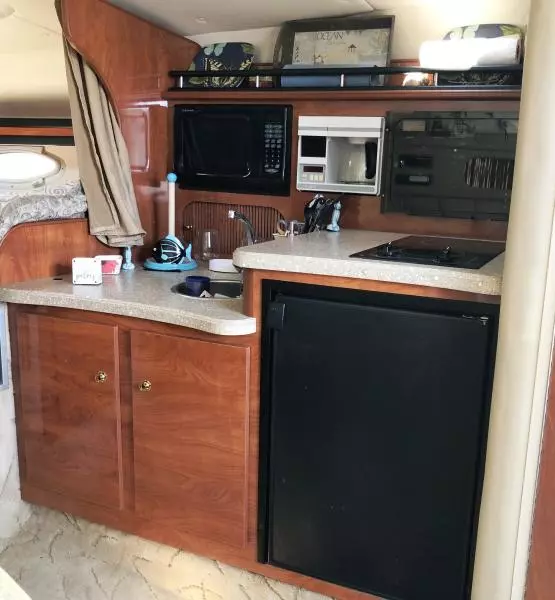 2005 Rinker 320 Fiesta Vee