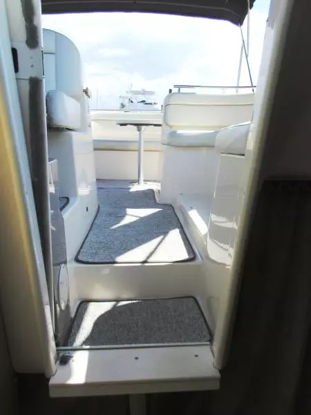 2005 Rinker 320 Fiesta Vee