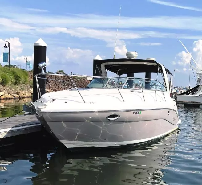 2005 Rinker 320 Fiesta Vee