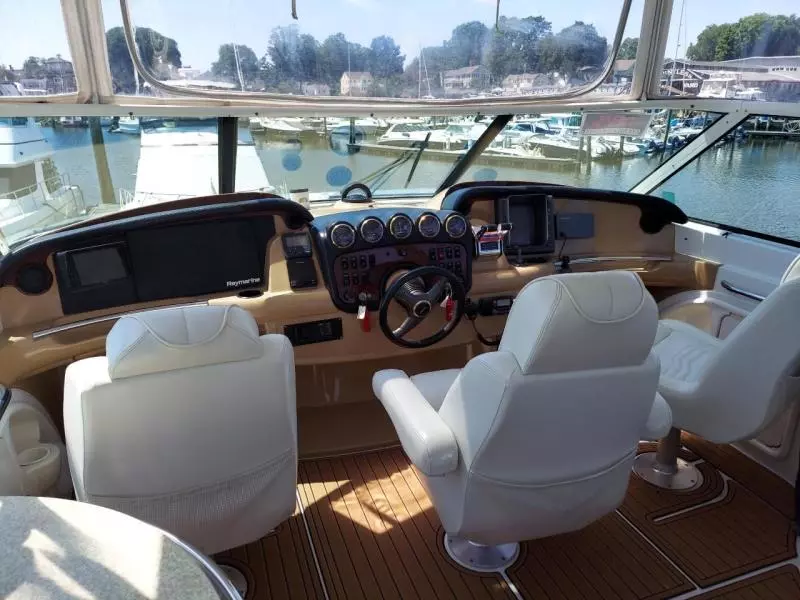 2001 Carver 466 Motor Yacht