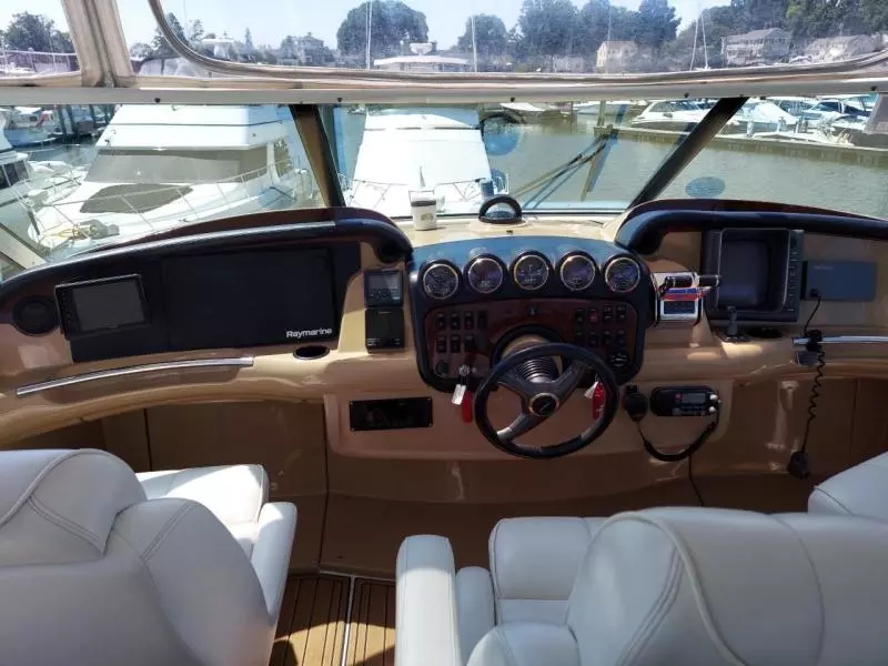 2001 Carver 466 Motor Yacht