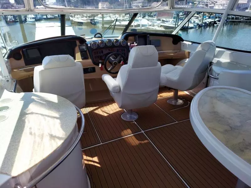 2001 Carver 466 Motor Yacht