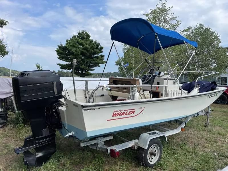1987 Boston Whaler Montauk