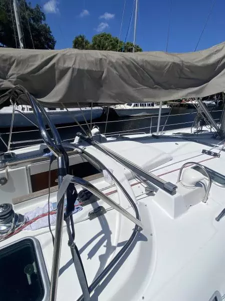 2004 Beneteau 473