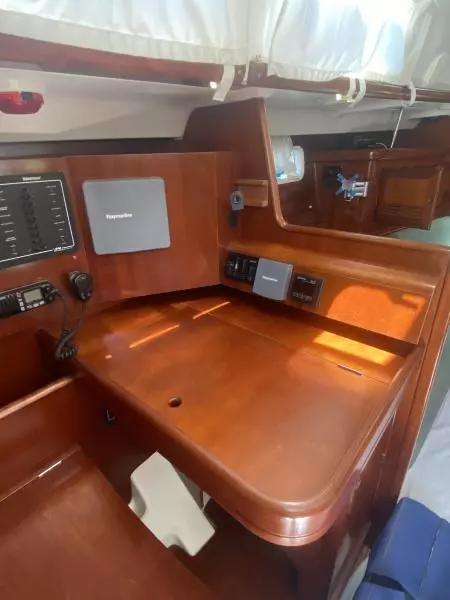 2004 Beneteau 473