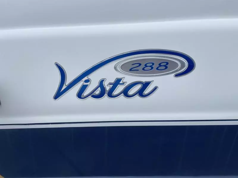 2004 Four Winns Vista