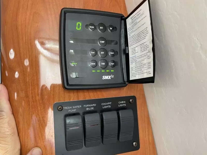 2004 Four Winns Vista