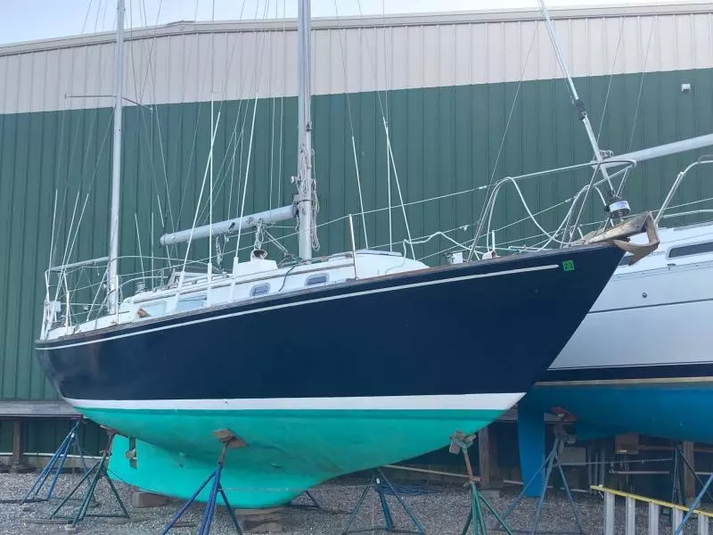 1976 Pearson 35 Yawl