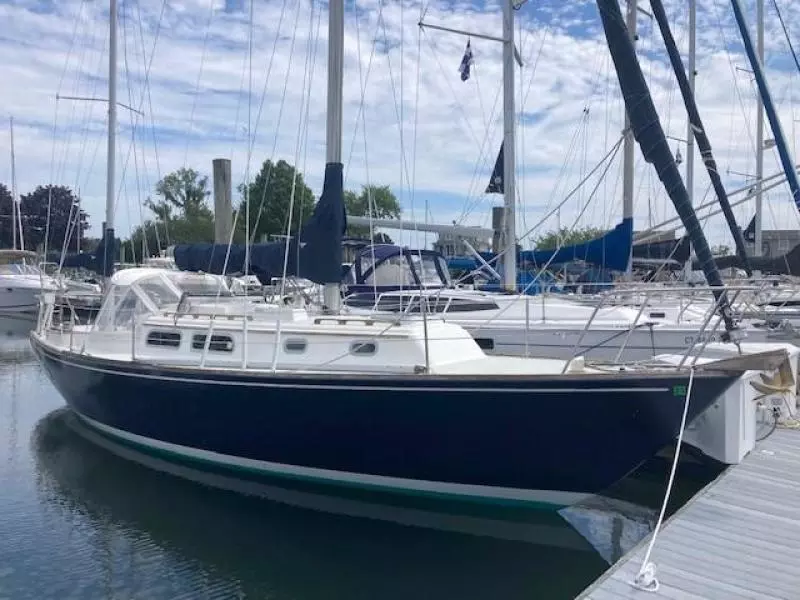 1976 Pearson 35 Yawl