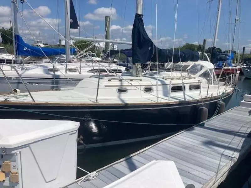 1976 Pearson 35 Yawl