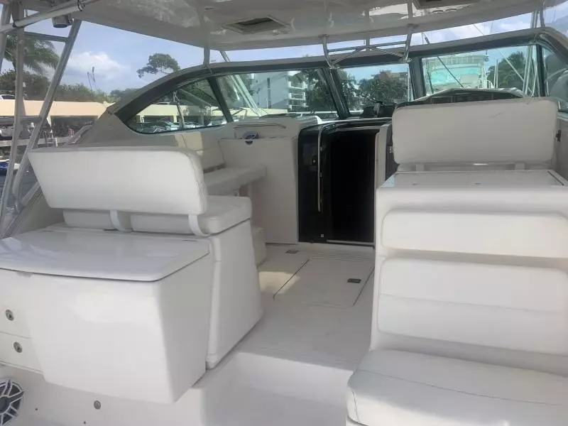 2008 Tiara Yachts 3800 Open
