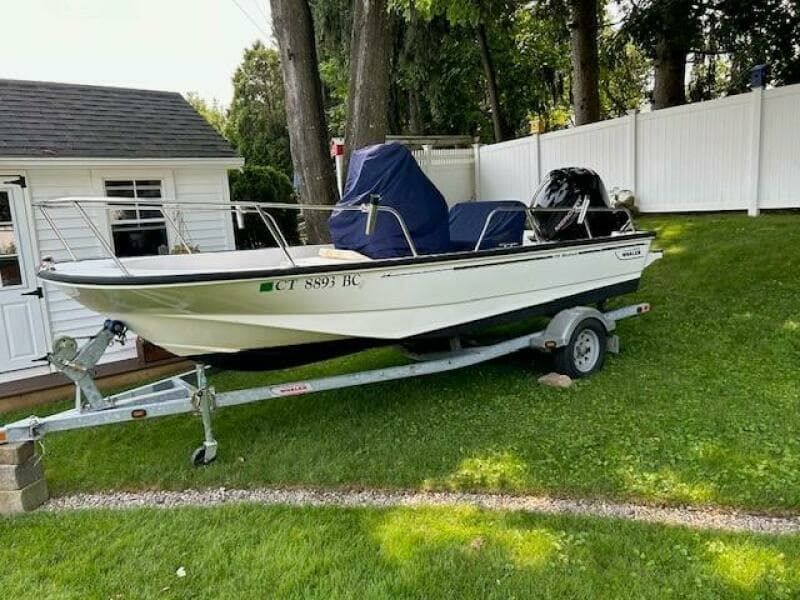 2010 Boston Whaler 170 Montauk