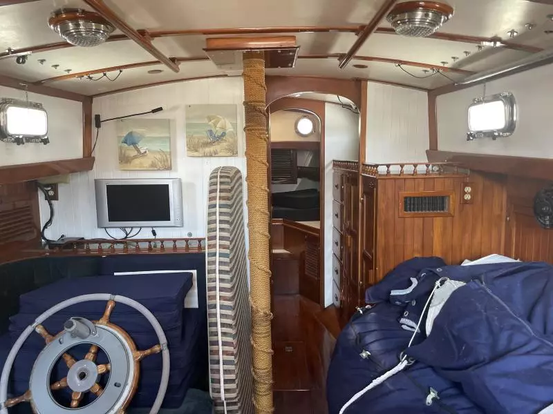 1978 Tayana Tayana 37