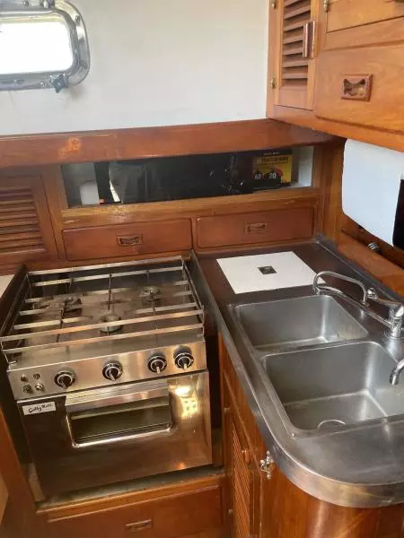 1978 Tayana Tayana 37