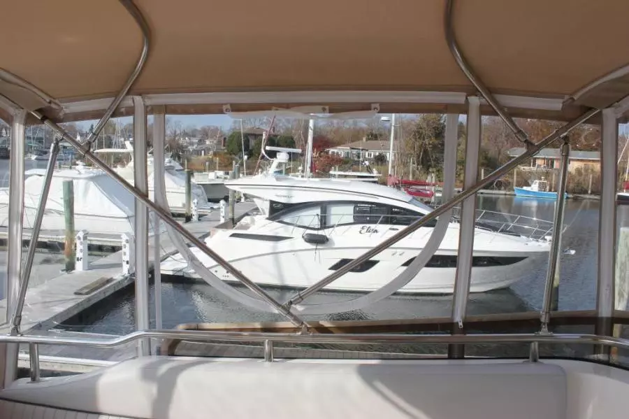 2003 Mainship 390 Trawler
