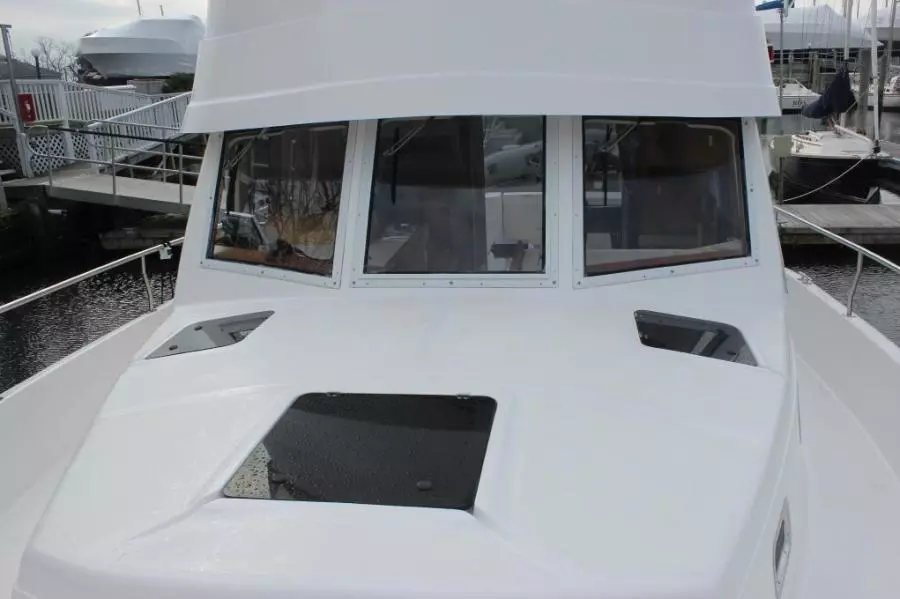 2003 Mainship 390 Trawler