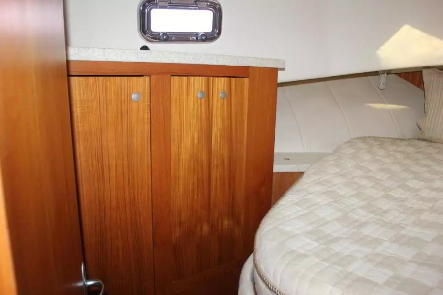 2003 Mainship 390 Trawler