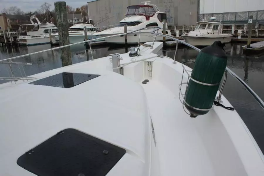2003 Mainship 390 Trawler