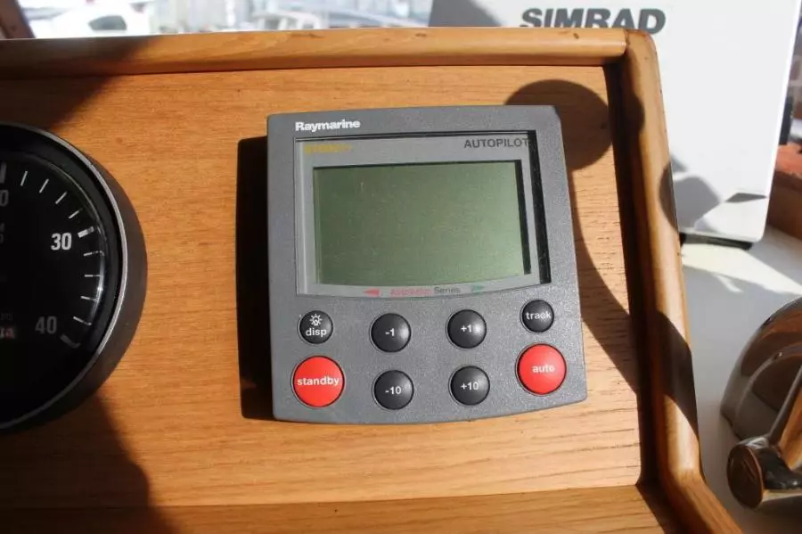 2003 Mainship 390 Trawler