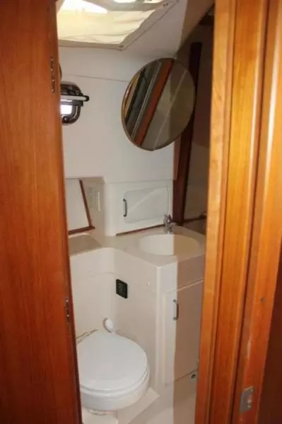 2003 Mainship 390 Trawler