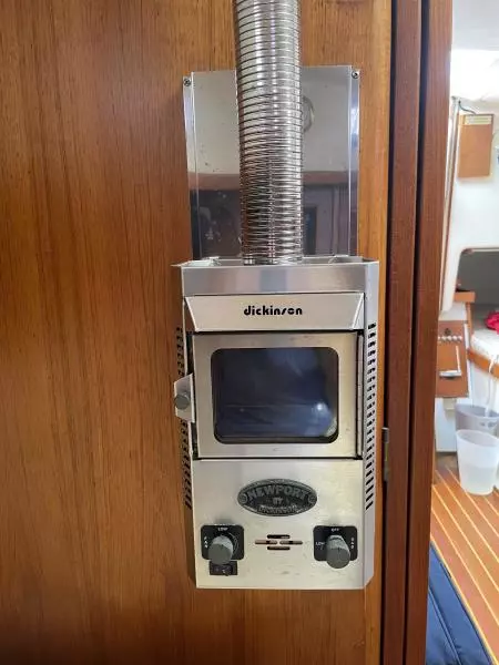 1983 Hinterhoeller Nonsuch 30 Classic