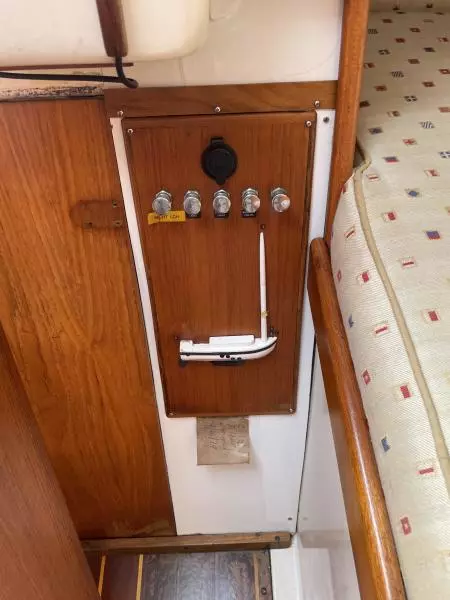 1983 Hinterhoeller Nonsuch 30 Classic